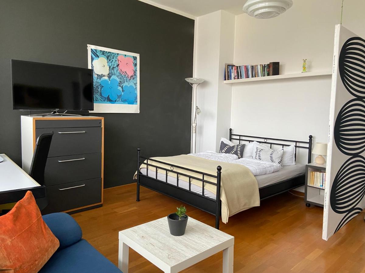 Hostel ชตราลซุนด์ ภายนอก รูปภาพ