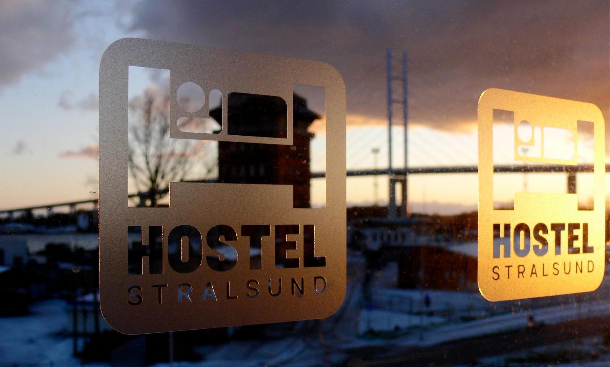 Hostel ชตราลซุนด์ ภายนอก รูปภาพ