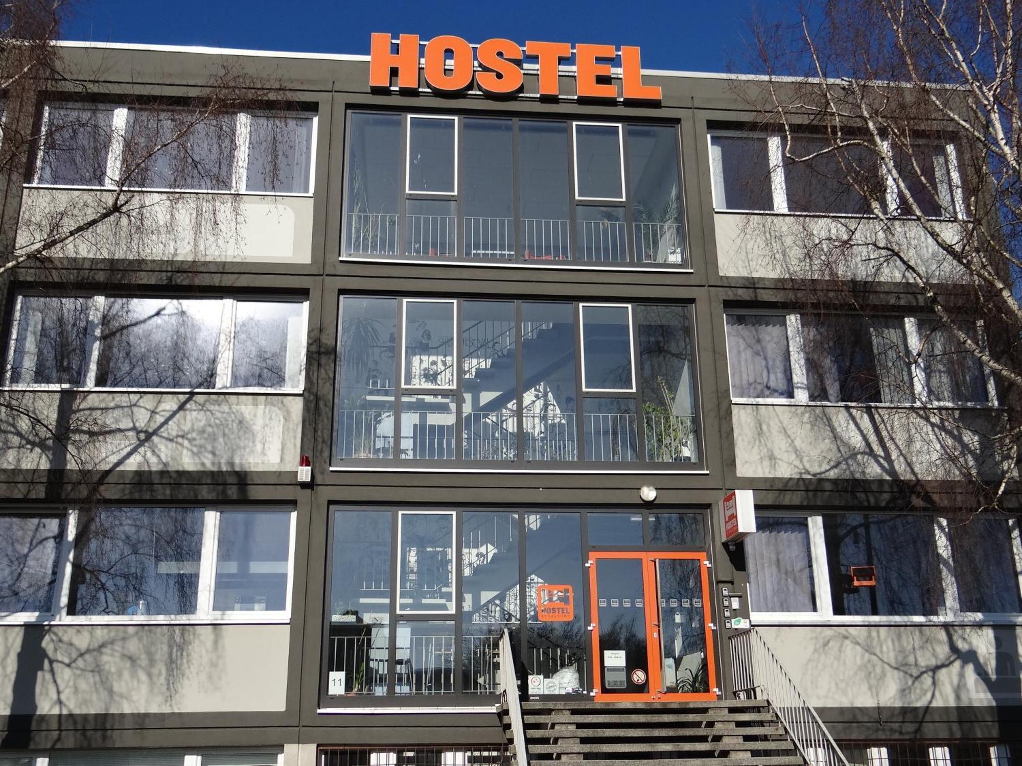Hostel ชตราลซุนด์ ภายนอก รูปภาพ