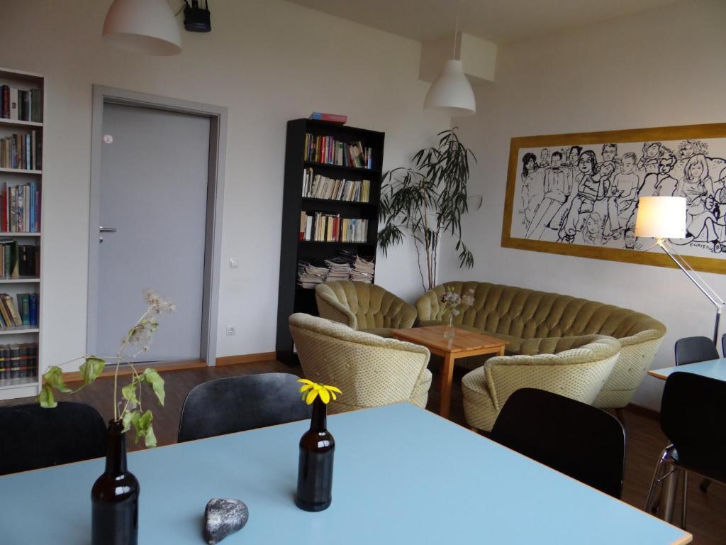 Hostel ชตราลซุนด์ ภายนอก รูปภาพ